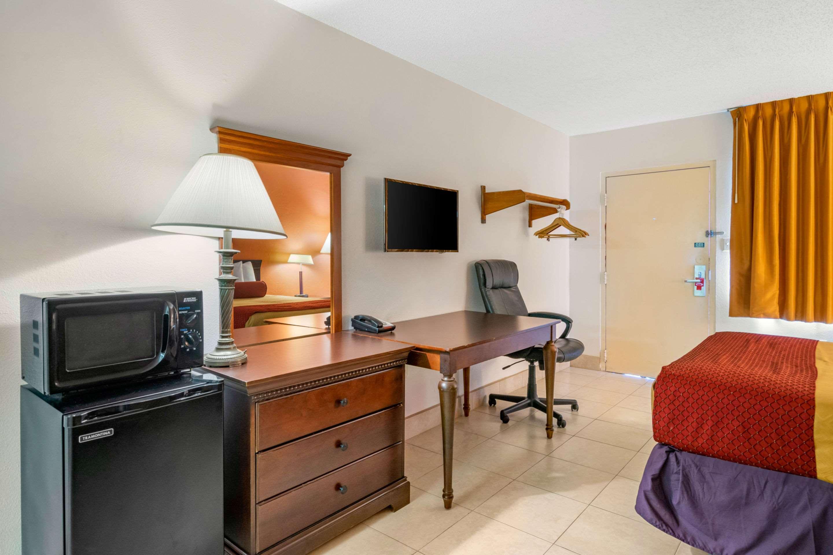 Econo Lodge North North Fort Myers Exterior foto